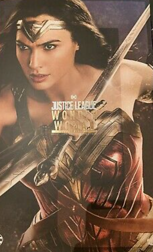 WONDER WOMAN (DELUXE VERSION) MMS451